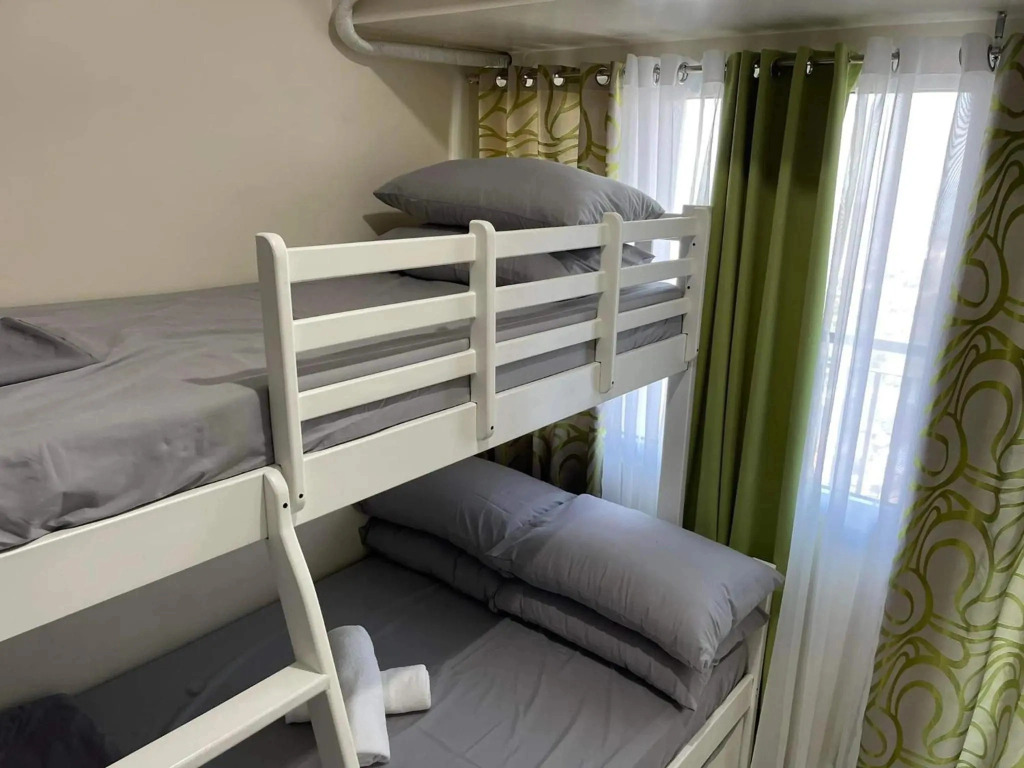 Taft Ave Green Residences with wifi & Netflix