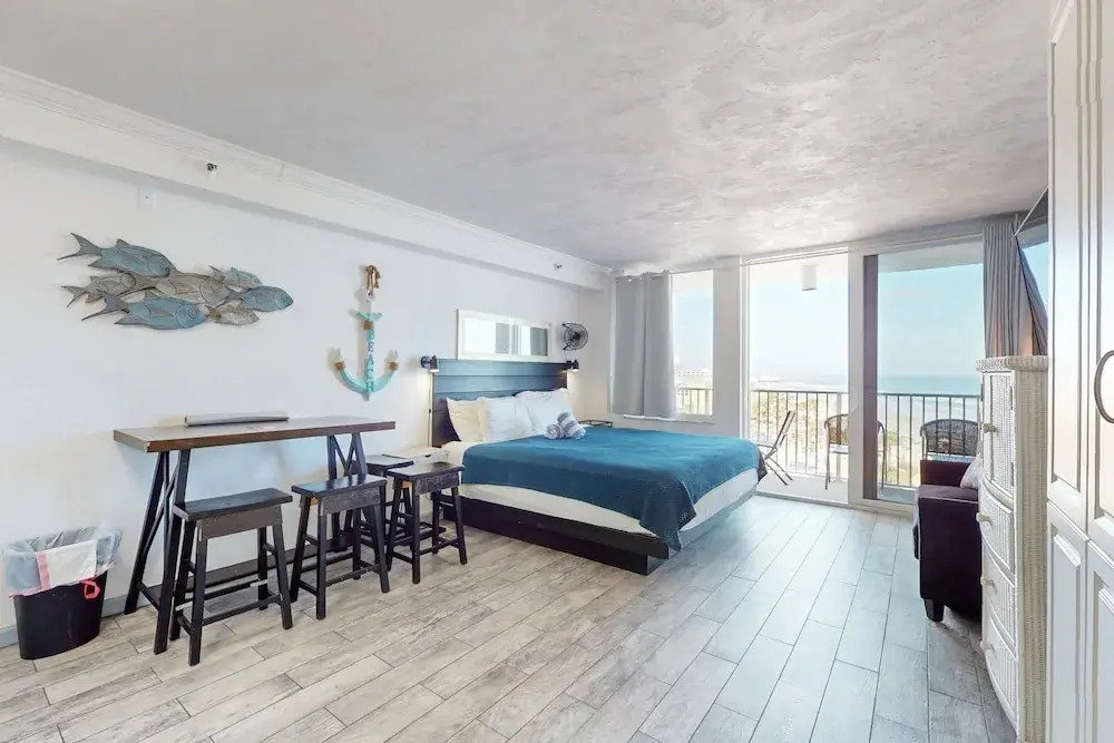 Harbour Beach Resort 618