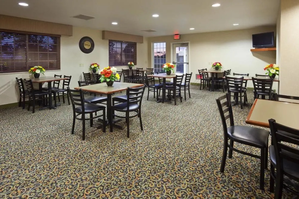 Crossings by GrandStay® – Becker / Big Lake