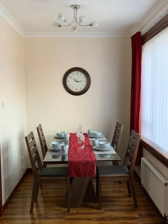 Snug - Laggary Apartment