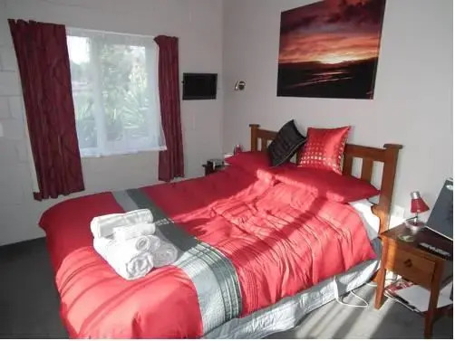 Empty Nest Bed & Breakfast
