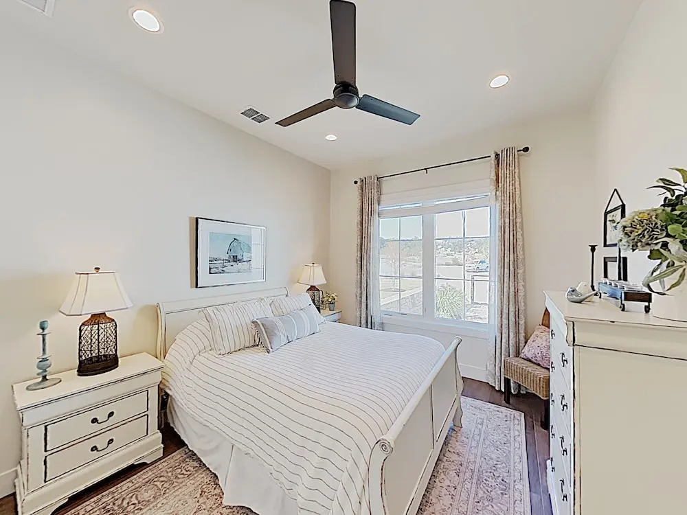 New Listing! Luxury Reserve At Lake Travis 3 Bedroom Home