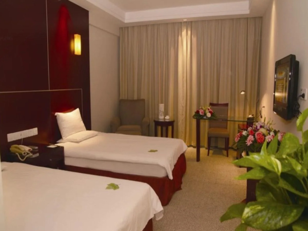 Maochen New Century Hotel
