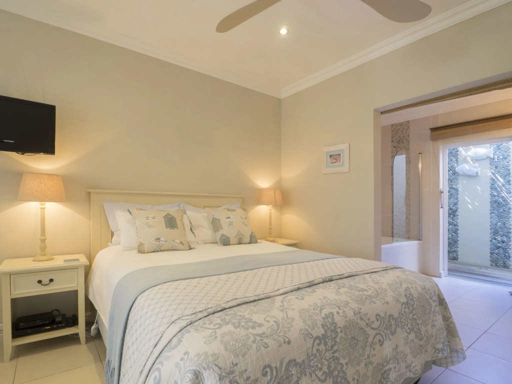 Bahari Beach House