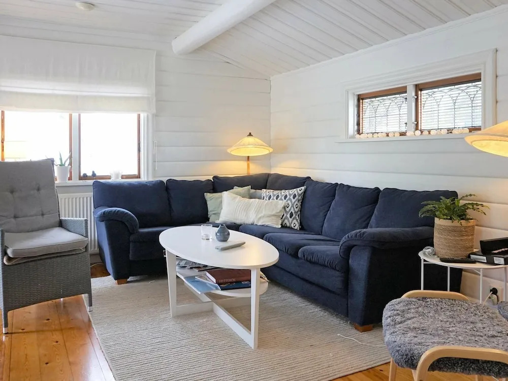 6 Person Holiday Home in Grebbestad