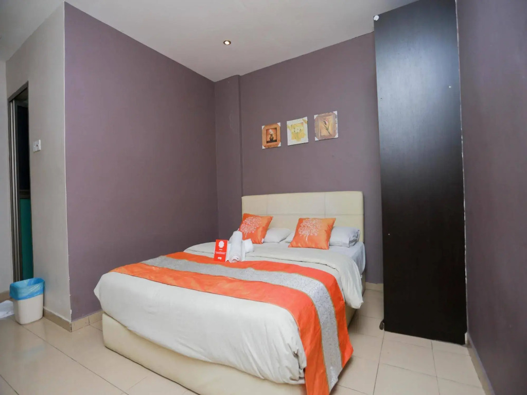 OYO Rooms Jalan Danga Sutera