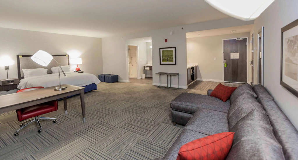 Hampton Inn Emerson - Lakepoint, Ga