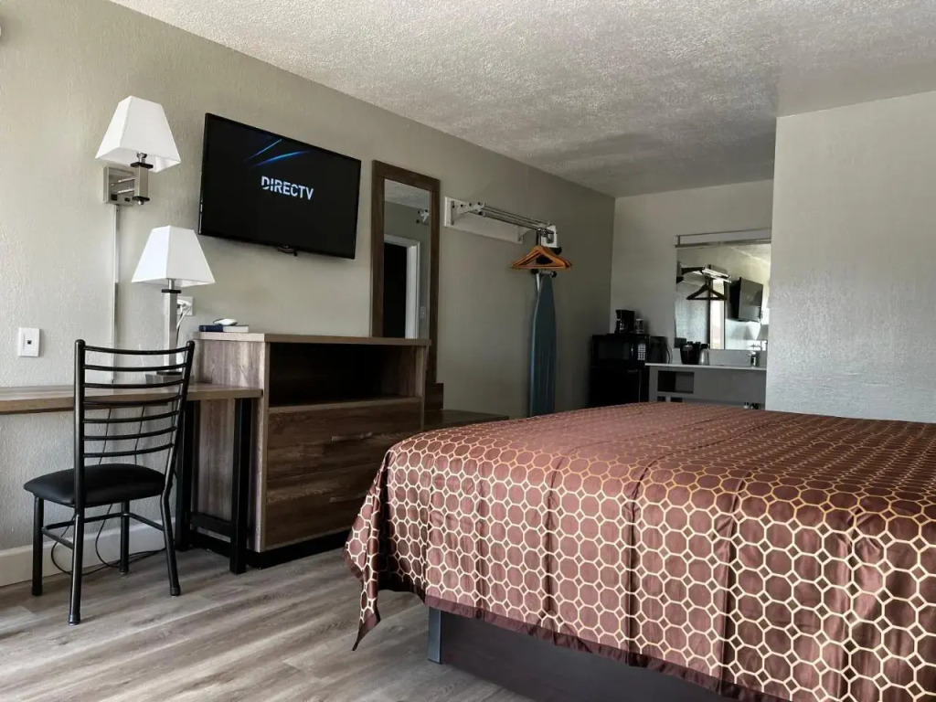 Regency Inn