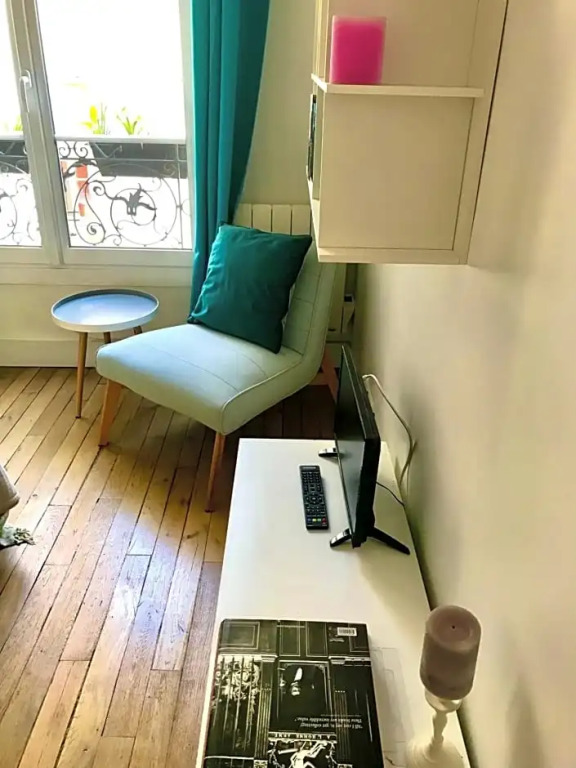 Sweet Room 15