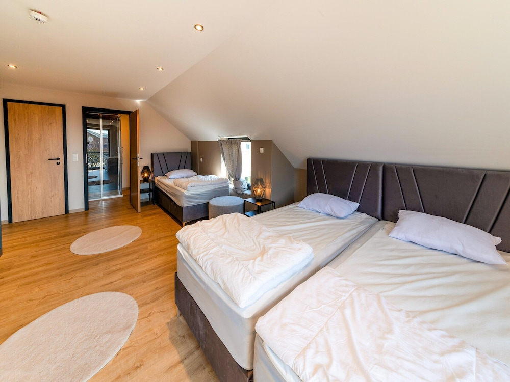 Delightful Villa in Sourbrodt With Swimming Pool, Terrace