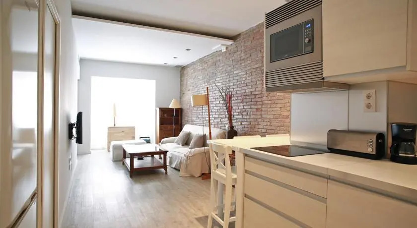 Gracia Barcelona Group Apartments
