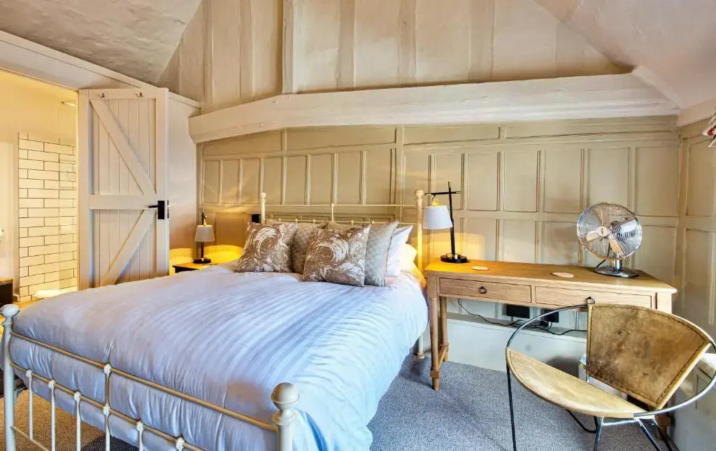 The Woolpack Inn