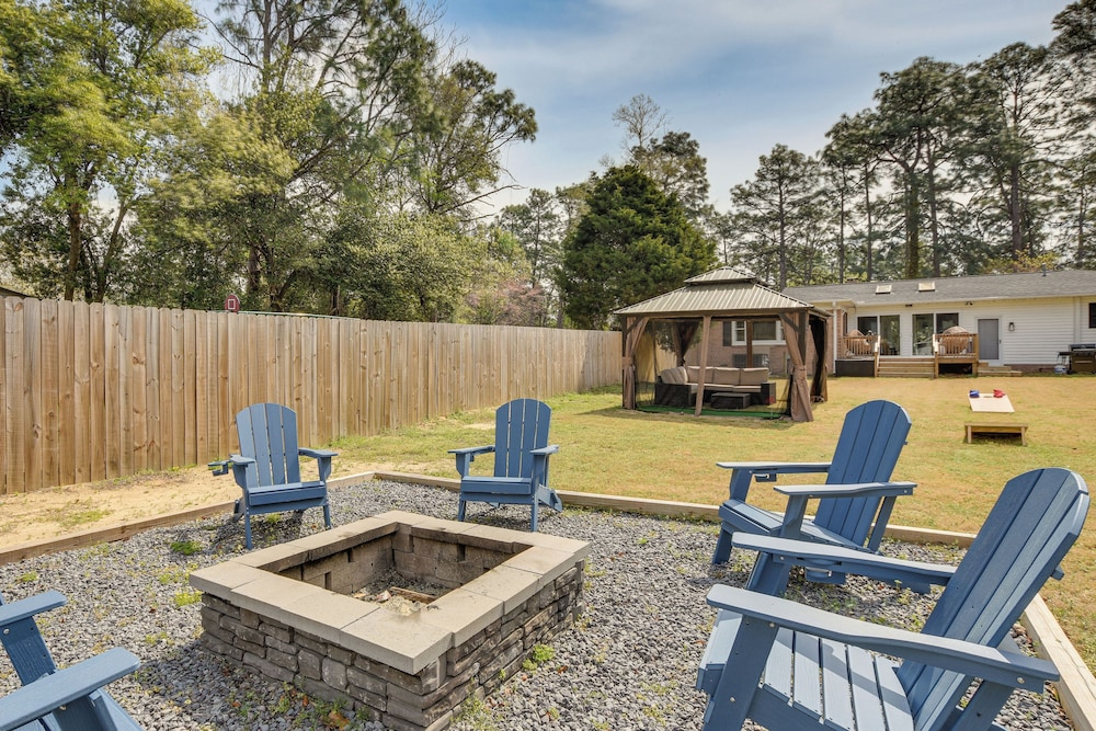 Golf, Ride & More! Home in Dtwn Southern Pines