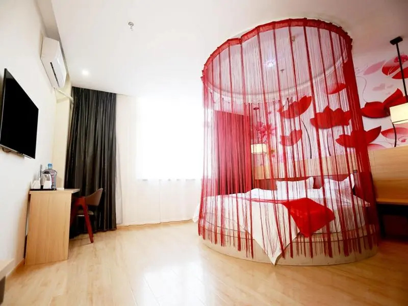 Thank Inn Plus Hotel Shandong Zaozhuang Tengzhou Parallel Road Qinghe Shangcheng Community