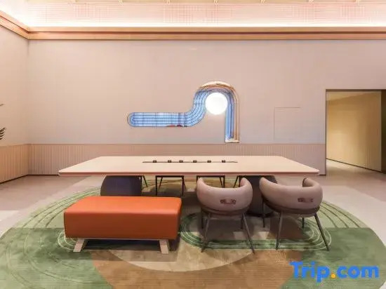 Orange Hotel （Wuhan Xinrong Tianjie Branch）