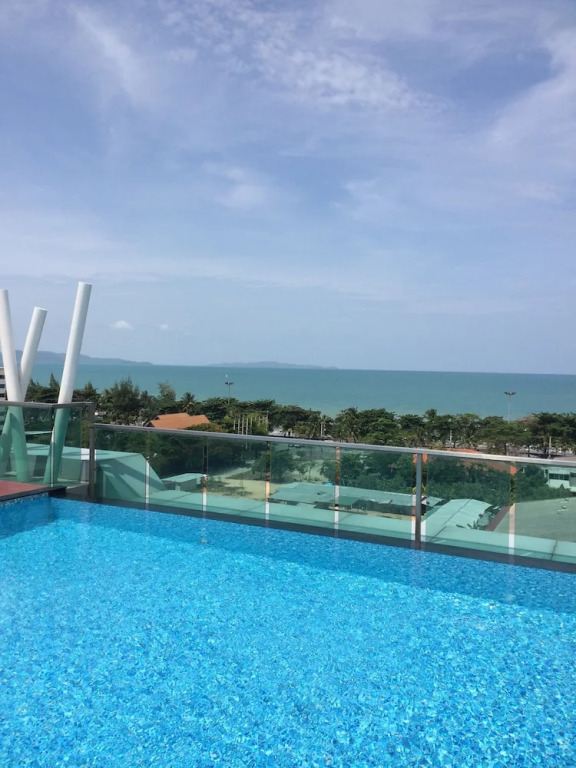 The Gallery Condo - D41 by Axiom