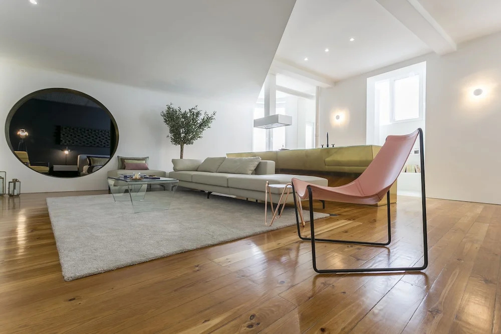 Koru Central Downtown Design Apartment