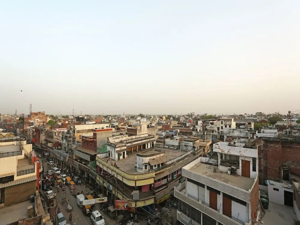 OYO 1671 Hotel Sundaram