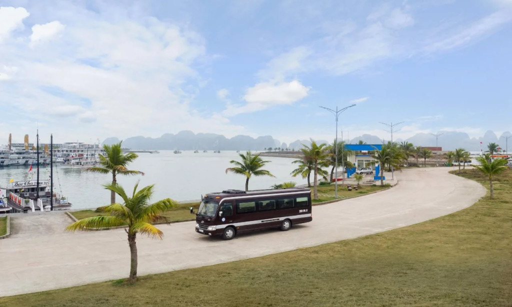 Rosa Cruise Halong