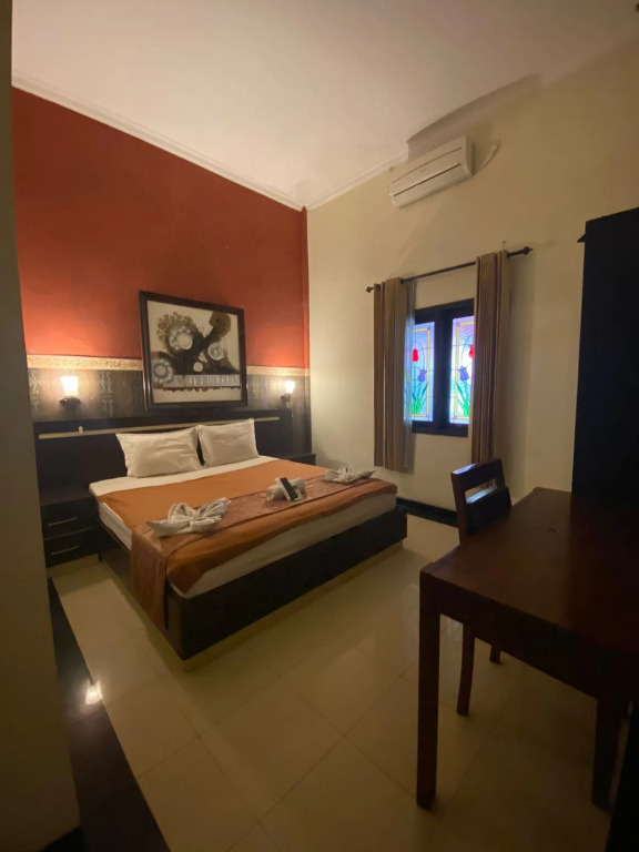 Bandoeng Guest House by Pesen Kamar