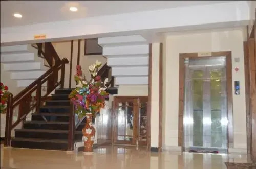 Hotel Grand M.S Srinagar