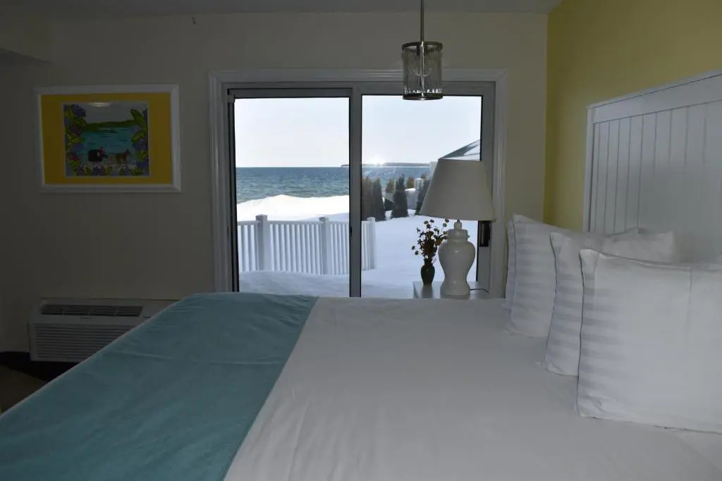 Breakers Resort & Beach Bar