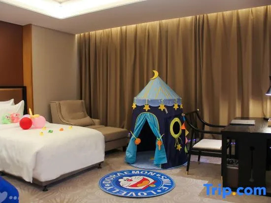 Zhengzhou East Railway Station E-unit  International Hotel