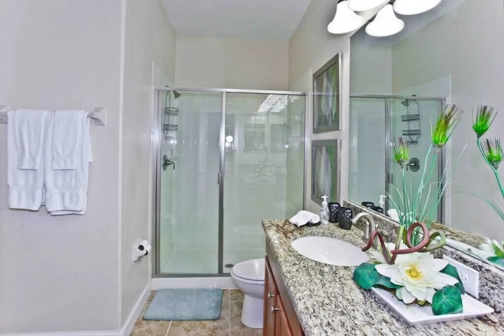 1473 Myrtlewood Street 8 Bedroom Home