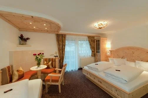 Hotel Garni Pazanella