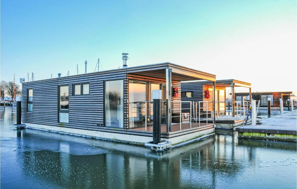 Mermaid-hausboote 1