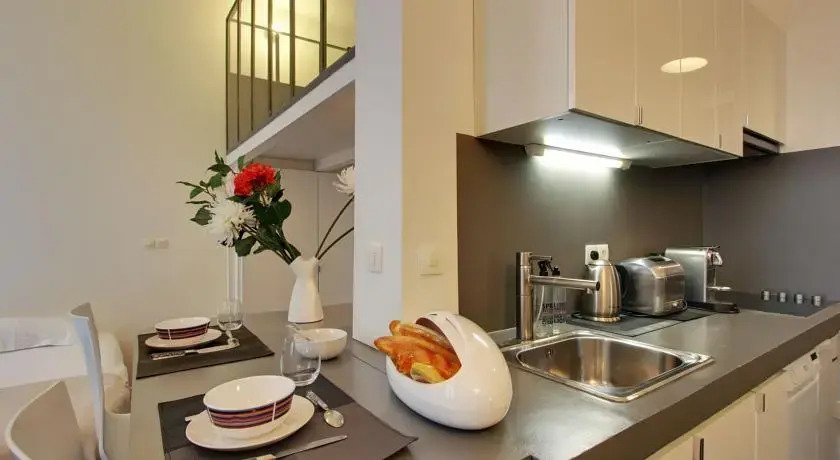 Parisian Home - Studio quartier Trinité