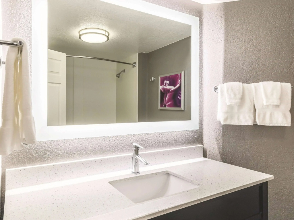La Quinta by Wyndham Austin Airport