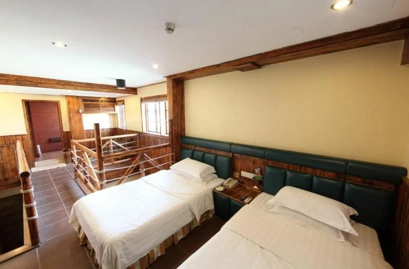Chuanlord Holiday Hotel