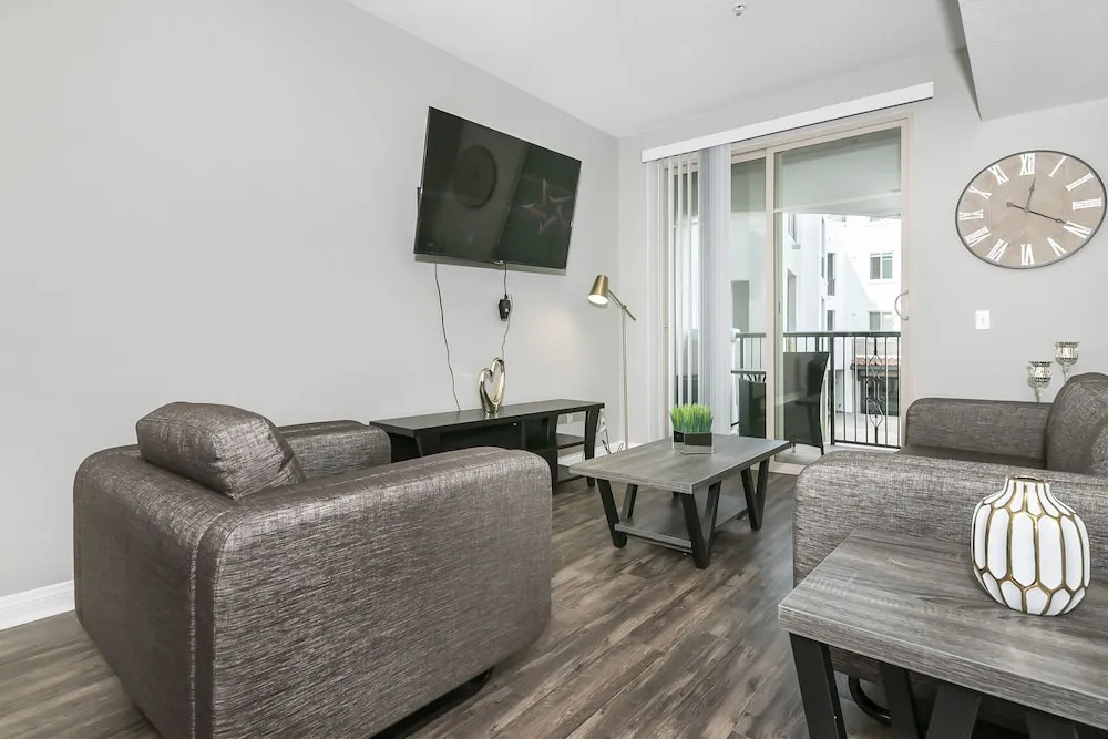 Luxury Stay by SB Suites