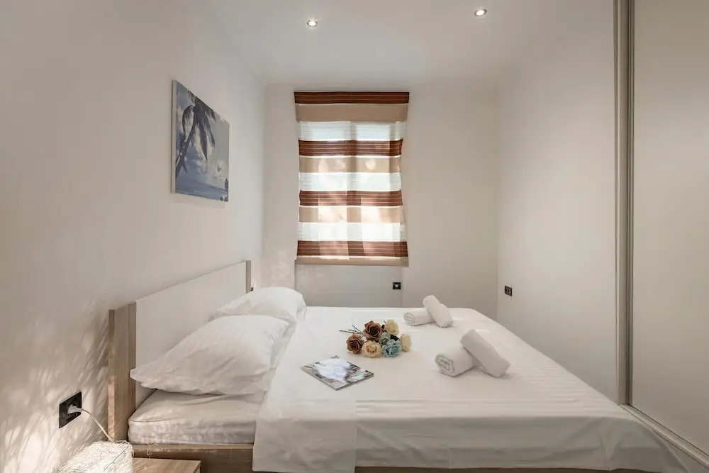 Quiet City Apartment Dexa