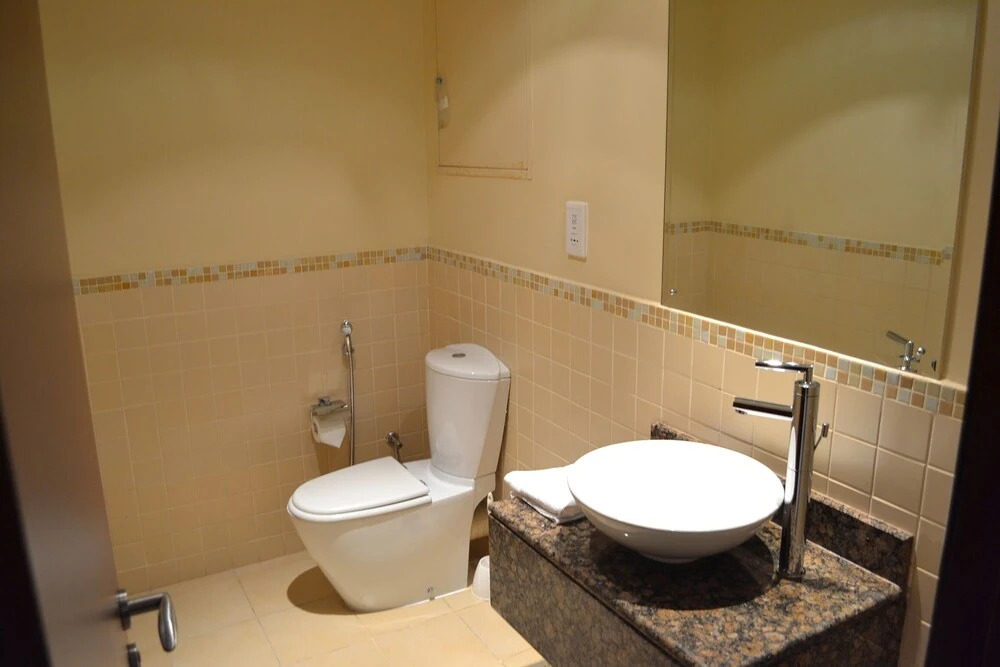 LSE - 1 Bedroom apt with marina view
