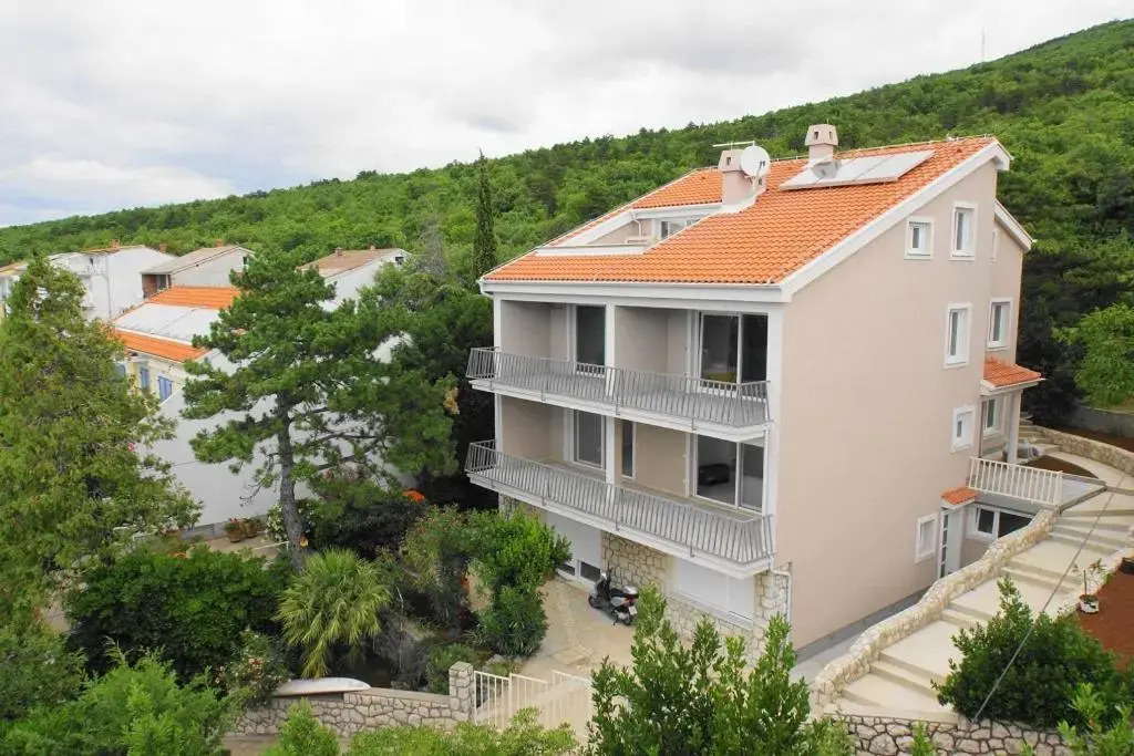 Apartment 1 Biba 41 pax