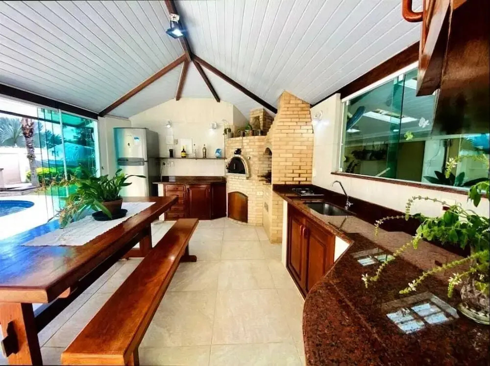 Villa Amarela