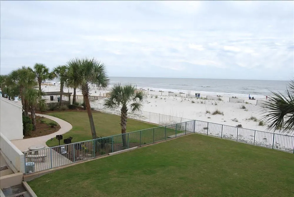 Surf Side Shores 2201 by RedAwning