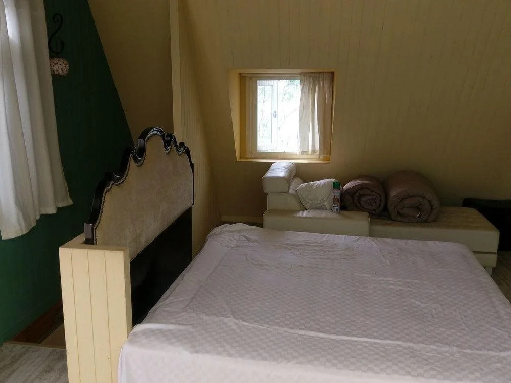 Roll Inn Eco-village