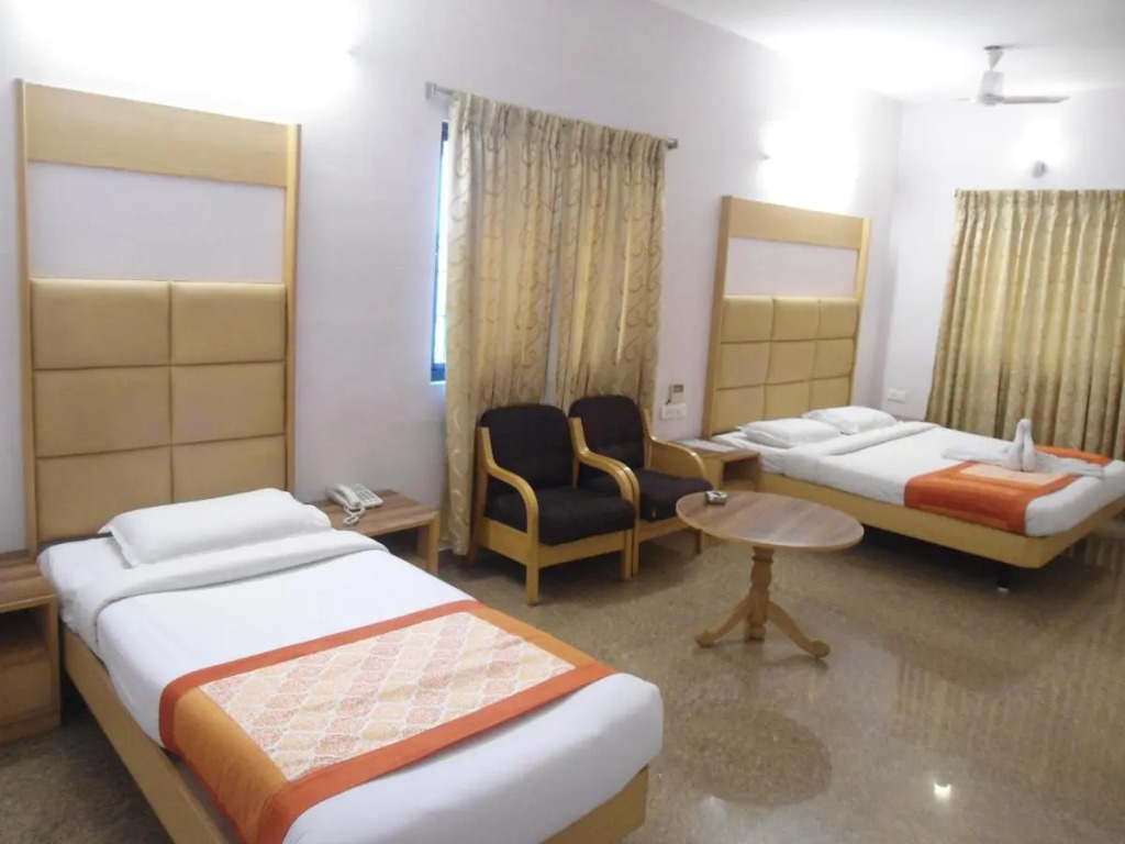 Hotel Rajadhane