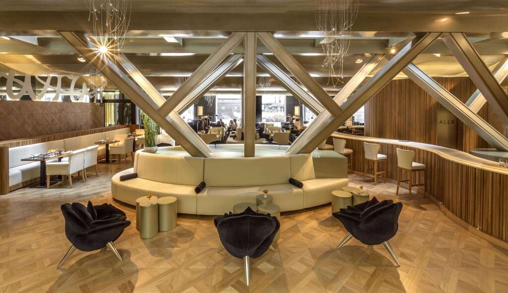Monument Hotel