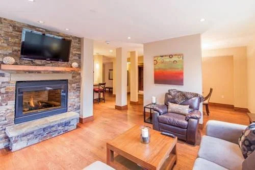 Ballard 202 North 2 Bedrooms 2 Bathrooms Condo