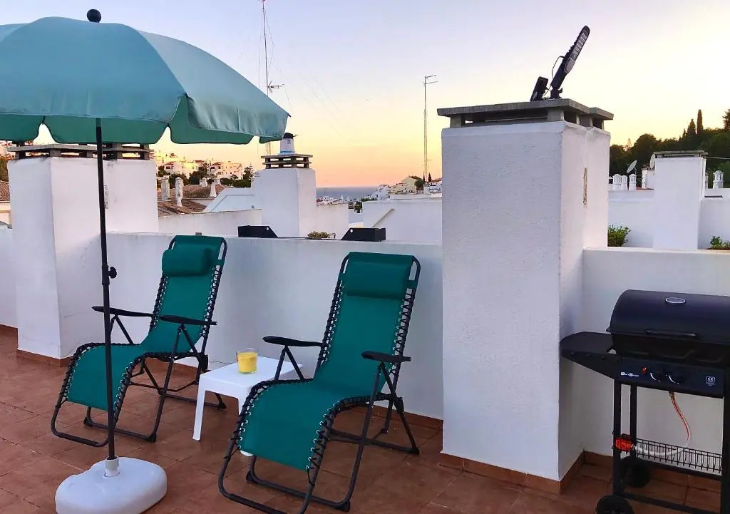 Art 13 - Apartamento com piscina