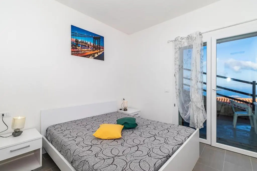 Appartamento vista mare FT2