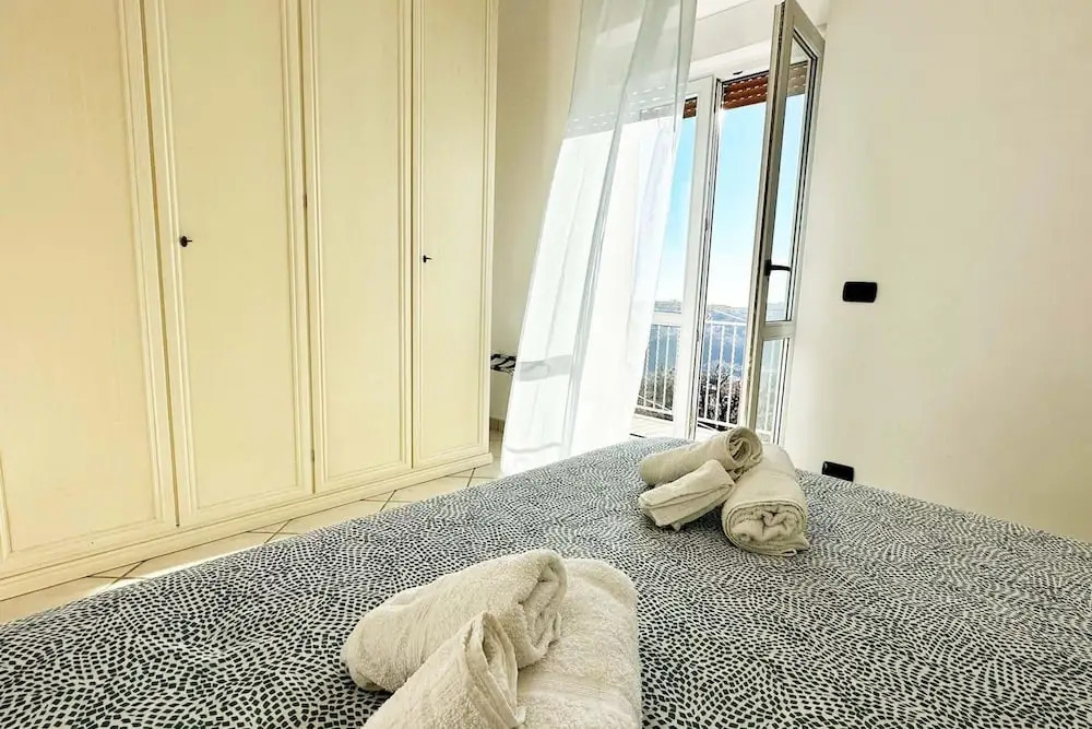 Lovely 6-bed Apartment on the Amalfi Coast