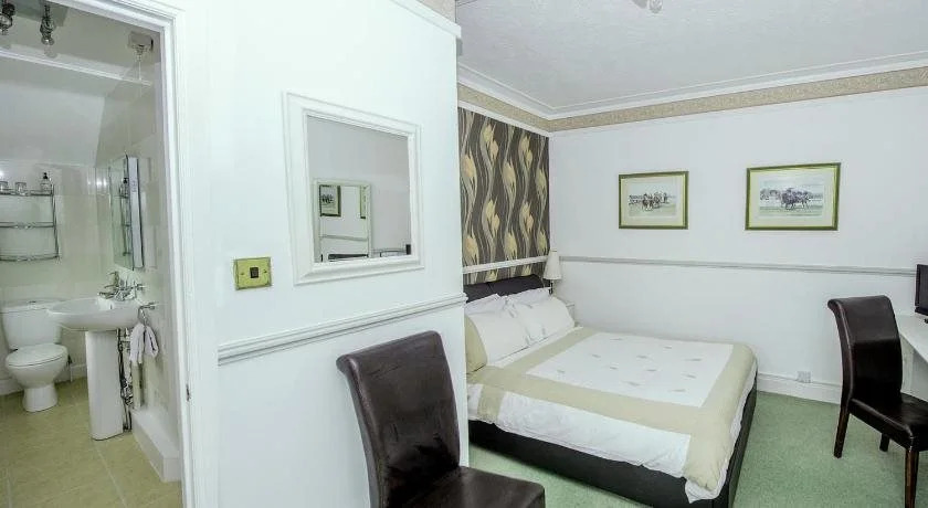 Hillview House B&B