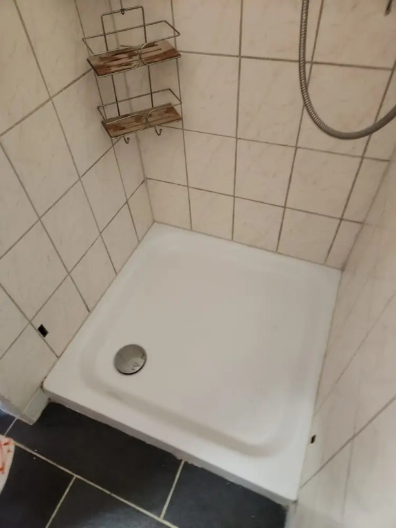 Einfache 1-Zimmer Wohnung für max 4