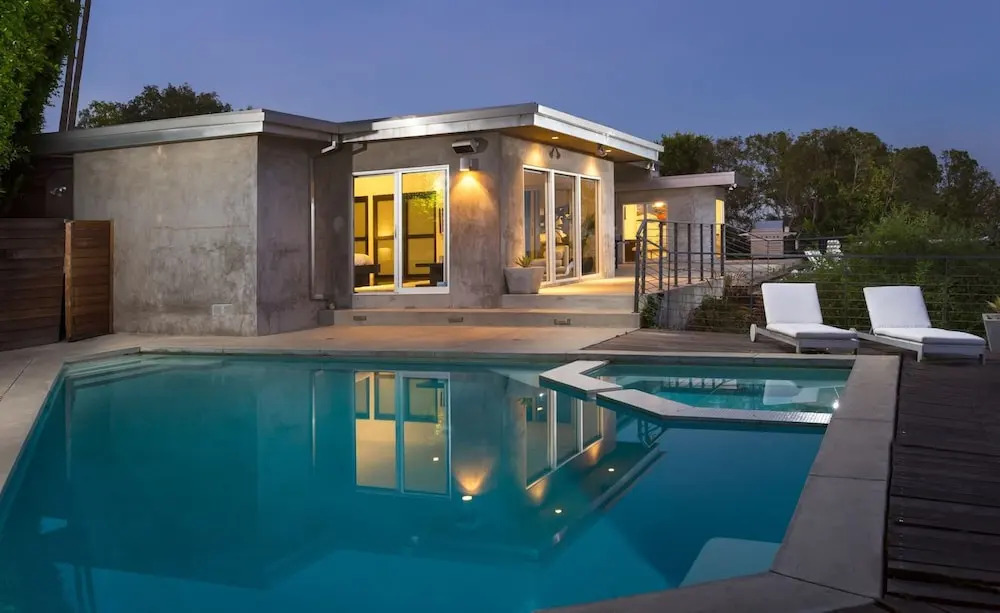 Villa High Views