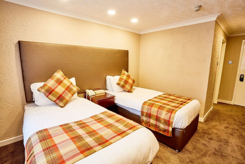 Abbotsford Hotel
